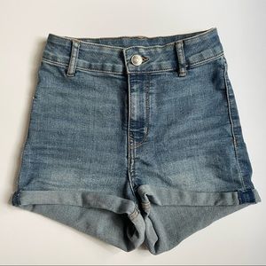 H&M Divided High Waisted Medium Wash Denim Shorts Women’s Size 2 Petite 000/00